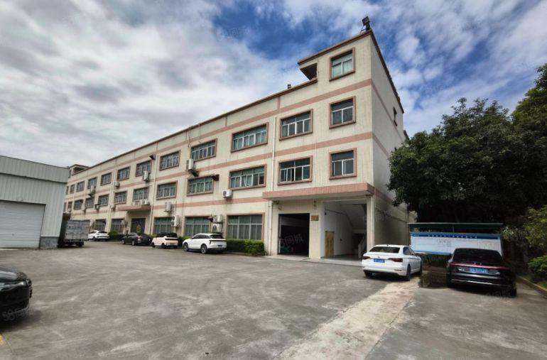 东莞虎门原房东独院厂房出租3500平，水电齐全带装修工业用地