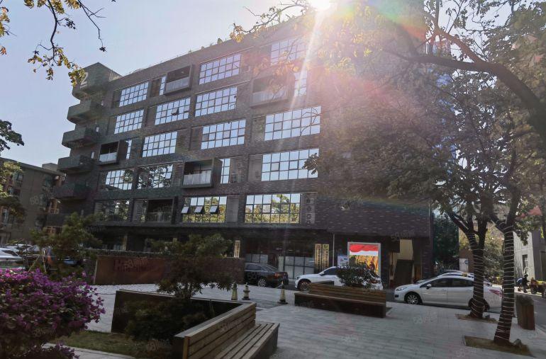 50起租虎门龙眼3万平标准厂房仓库出租一楼17二楼10元