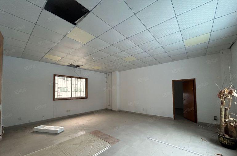 虎门原房东小独院厂房出租服装电商电子行业厂房带装修好招工