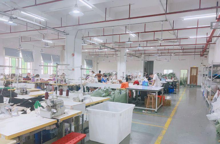 虎门原房东现成精装修制衣厂房出租，水电线路齐全，形象好好招工