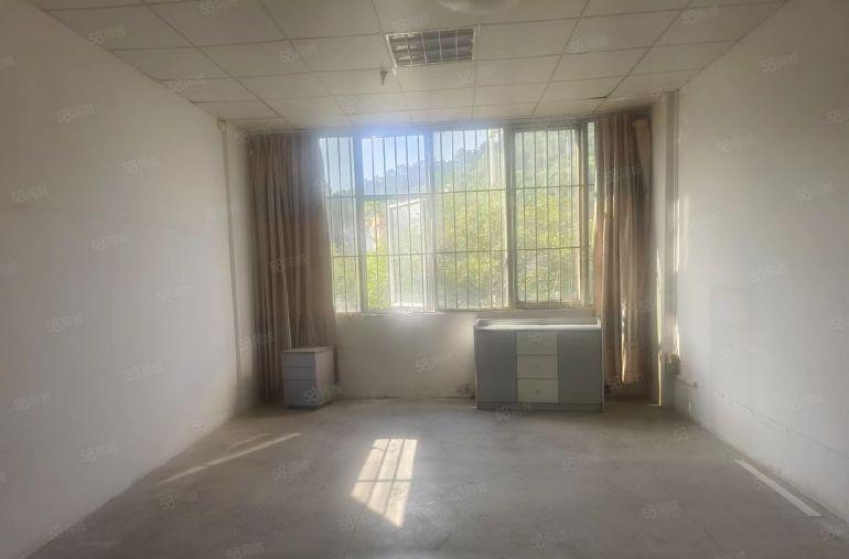 锦厦新出独院厂房出租，带红本，适合各行各业