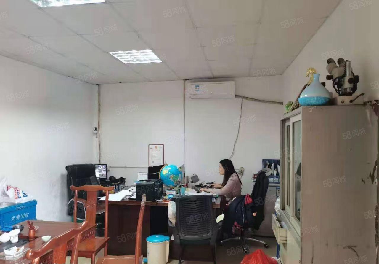 长安新民原房东实际面积600平一楼厂房15块一平厂房出租！