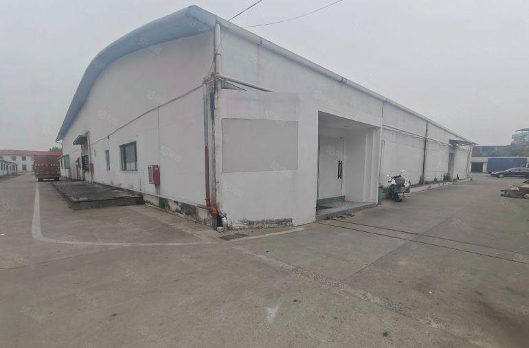 长安镇厦边一楼350平方现成精装修水电齐全拎包入驻