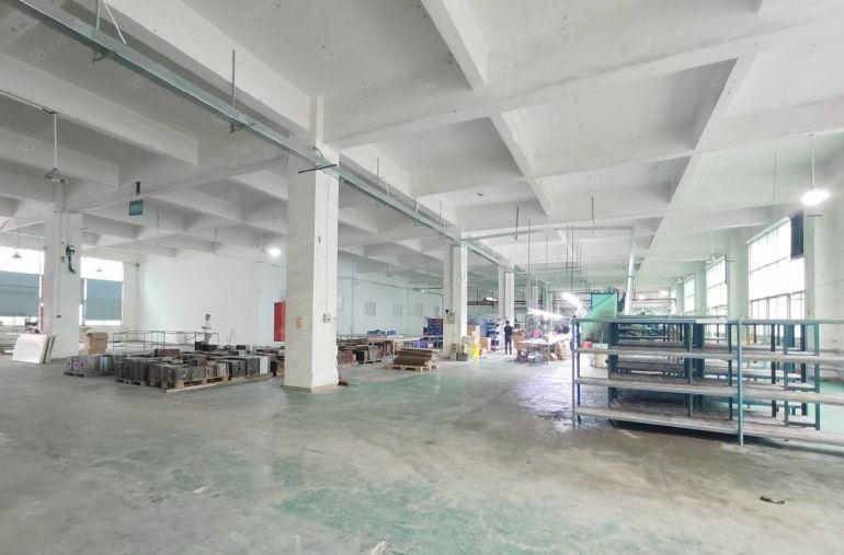 长安乌沙靠深圳原房东红本1楼厂房800平出租带装修水电齐可分