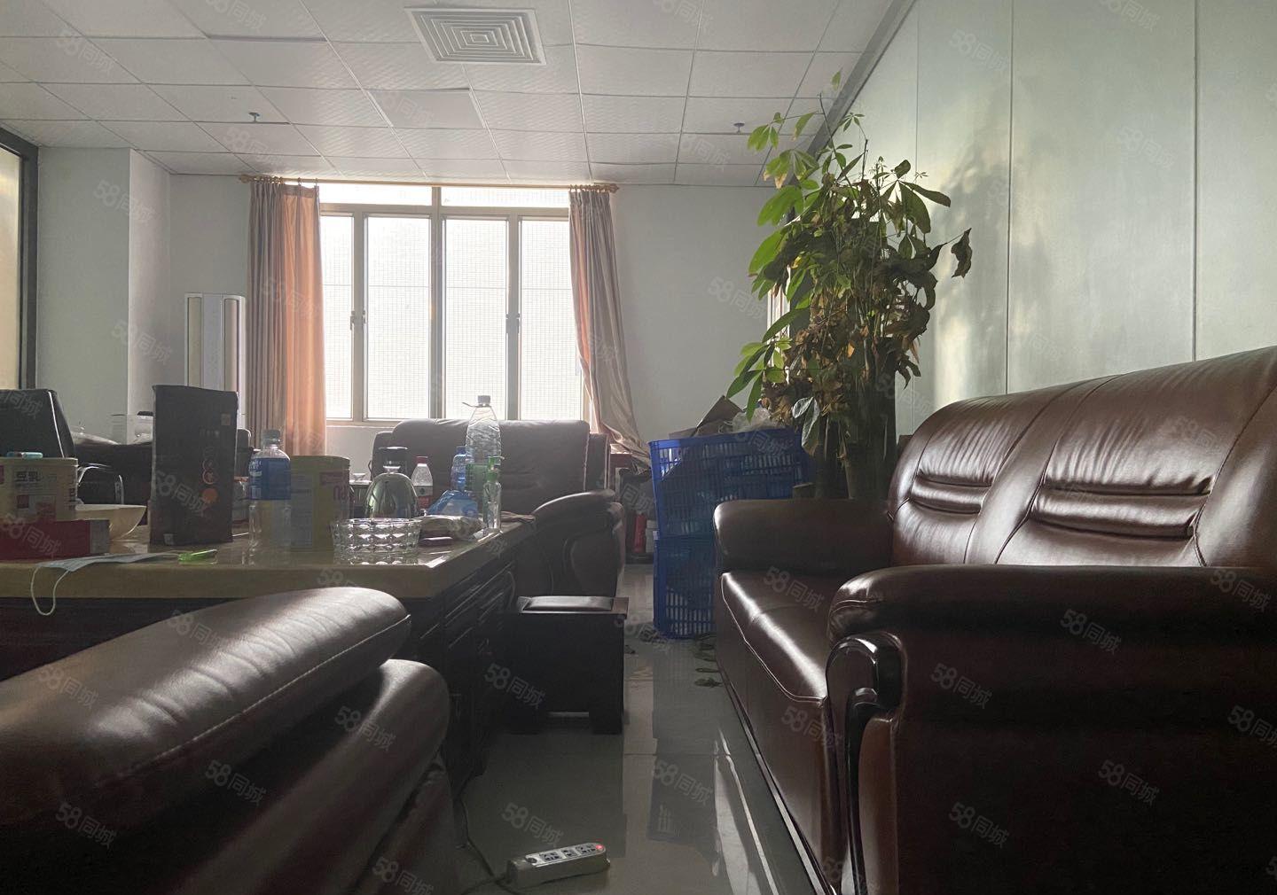 长安乌沙新出楼上整层无尘车间1500平方无需转让费