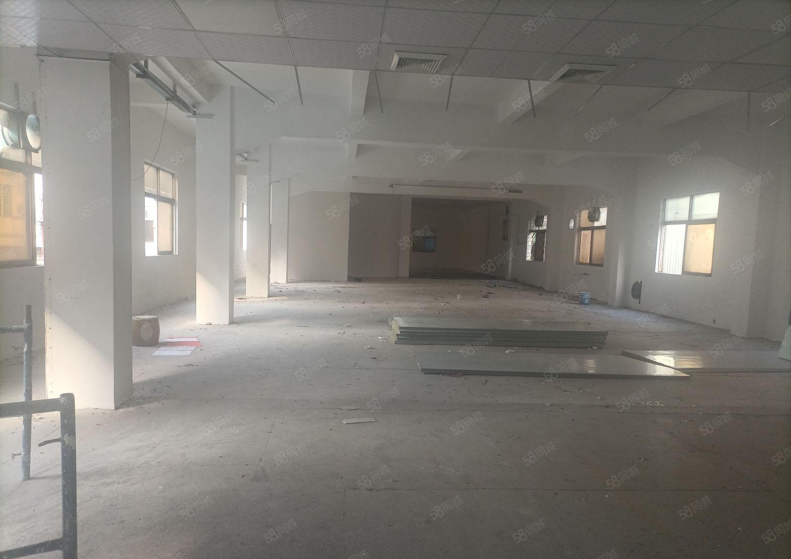 乌沙精装小独院厂房出租，面积3300平方