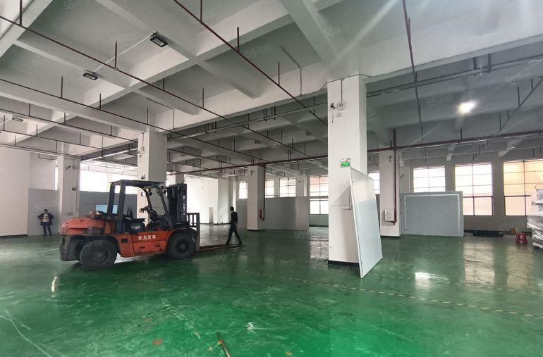 一楼厂房，高度6.3米，一楼整层1650平方，好办环评.