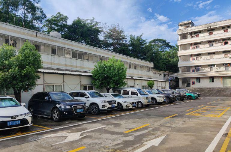 楼上680平米带装修 长安乌沙工业厂房仓库出租 水电齐全