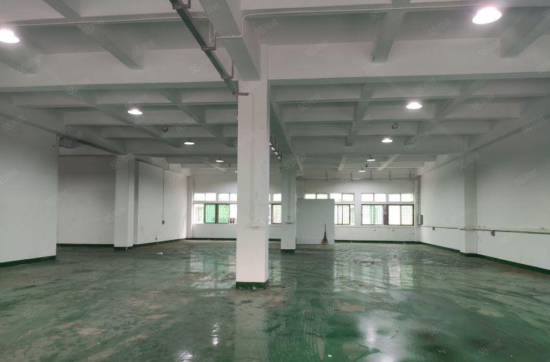 长安乌沙靠近深圳一楼1300平水电办公室齐全工业厂房出租