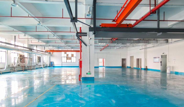 东莞长安镇厂房出租，带水电办公室装修可以分租，原房东独门独院