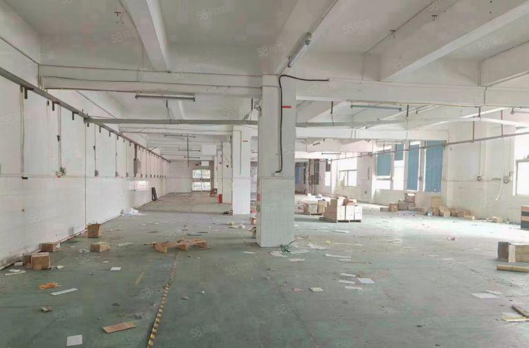 长安乌沙社区5400平独院厂房招租三层实际1800层，