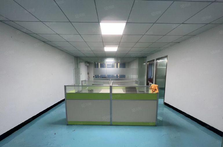 长安霄边一楼450平精装修，无尘车间带办公室厂房低价出租