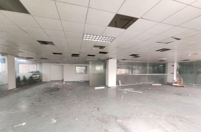 长安乌沙雅正小学附近二楼490平办公室水电齐全工业厂房出租