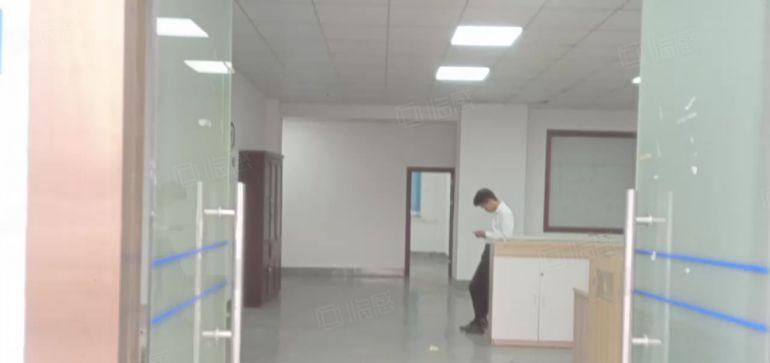 一楼18元250平乌沙厂房，水电齐全，交通方便