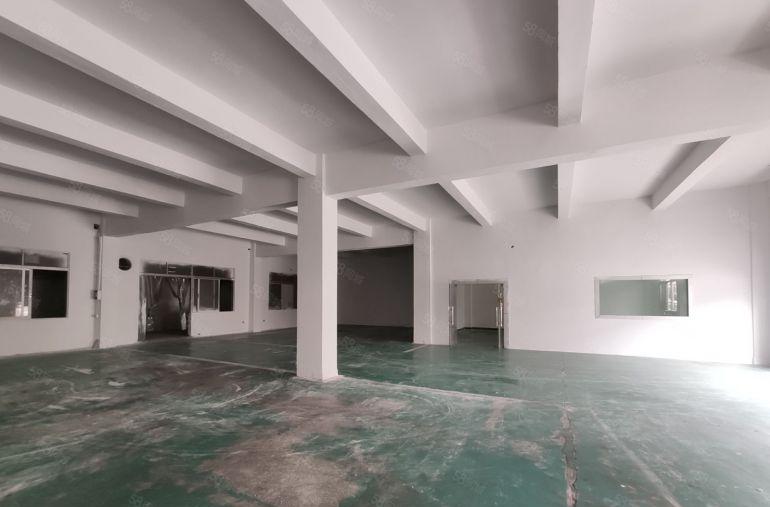 长安厦边七龙路附近一楼500平现成办公室水电装修工业厂房出租