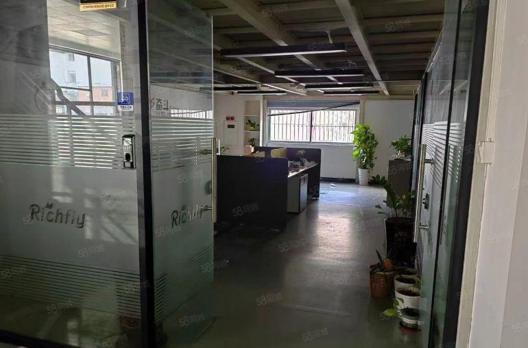 长安镇增街口新空出一楼1280平精装修带办公室低价厂房出租