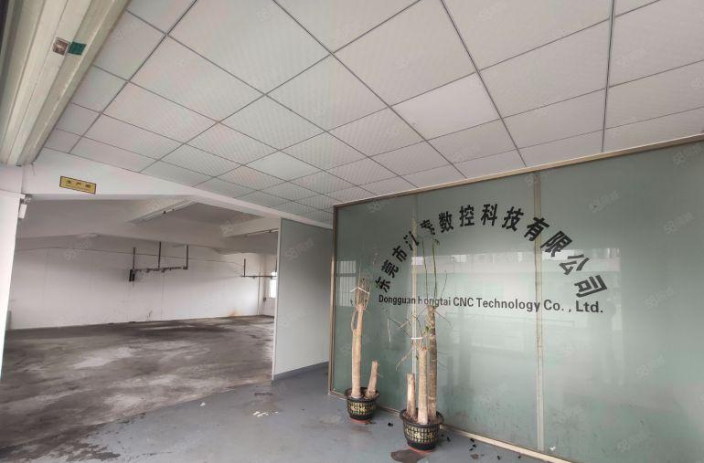 楼上300平报价14块 乌沙带装修低价厂房出租