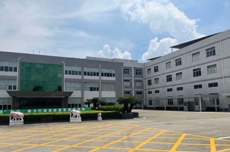 长安靠深圳原房东带精装修厂房出租一到三楼各760 平米可分租