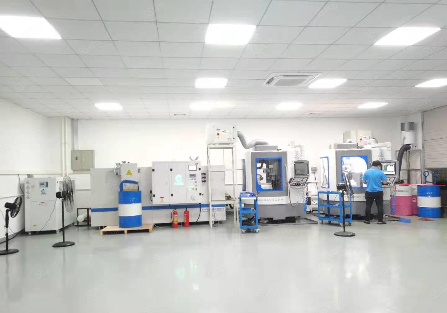 靓盘转租长安宵边3楼450平 ，设施齐全，交通便利