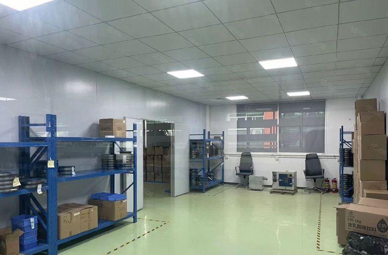 长安厦边园区独栋厂房出租，现成装修，水电齐全