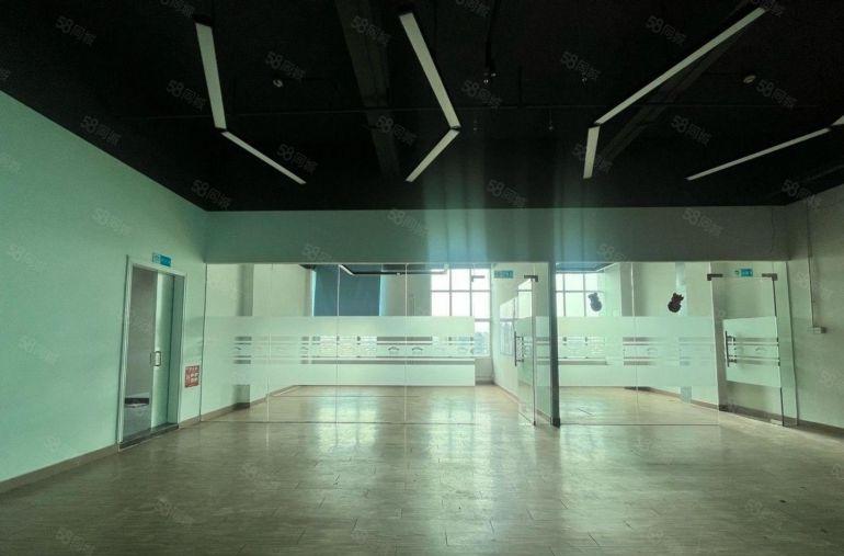 长安锦厦原房东1500平厂房出租 可分租 临界深圳 五金