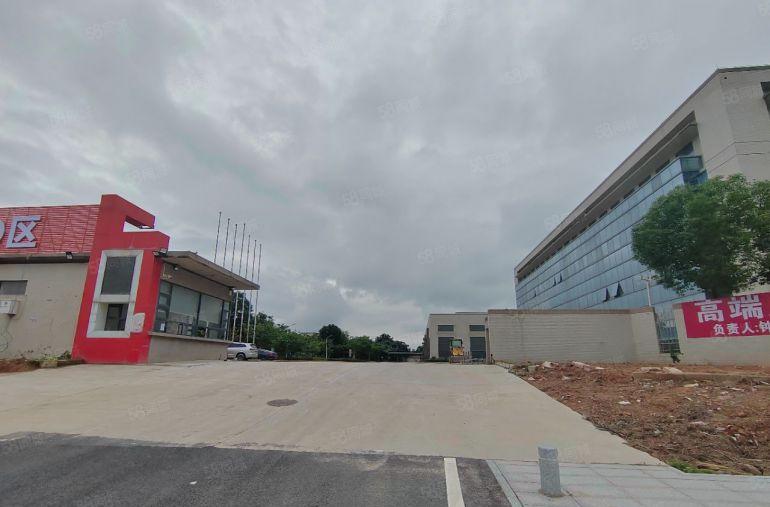 标准厂房独栋一楼8米高，园区形象好，空地大，周围生活配套
