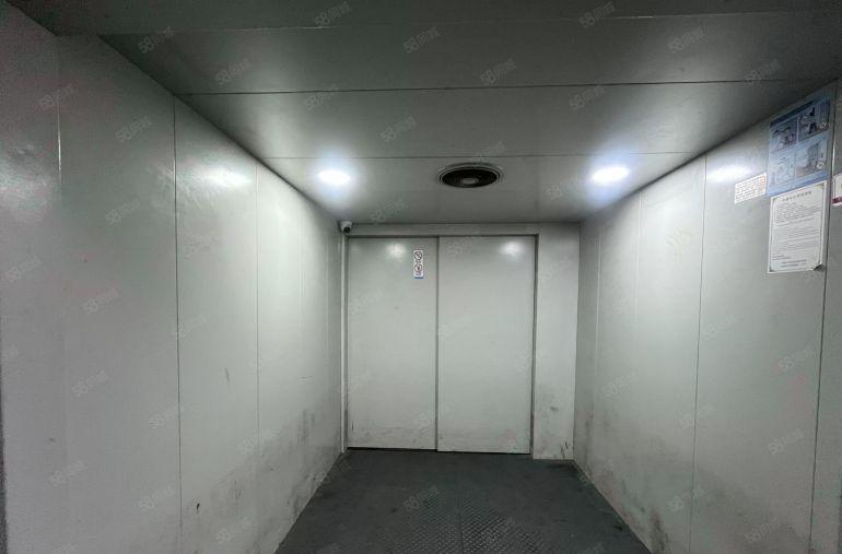 （现成装修，水电齐全）长安振安路旁新出二楼500平方厂房出租