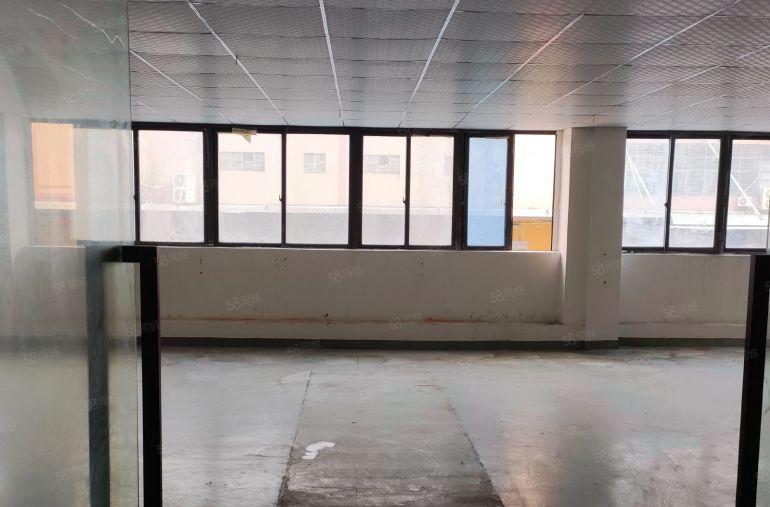 长安沙头220平办公生产厂房业主直租，首月租金立减10%