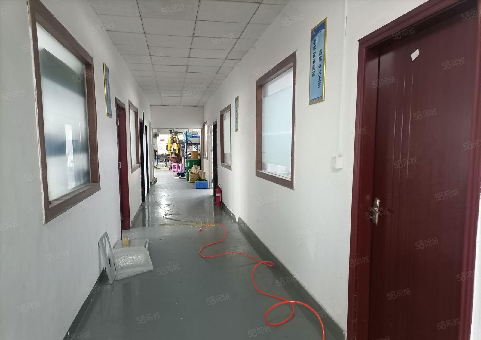 长安街口楼上精装修厂房出租，二三楼共2000平方