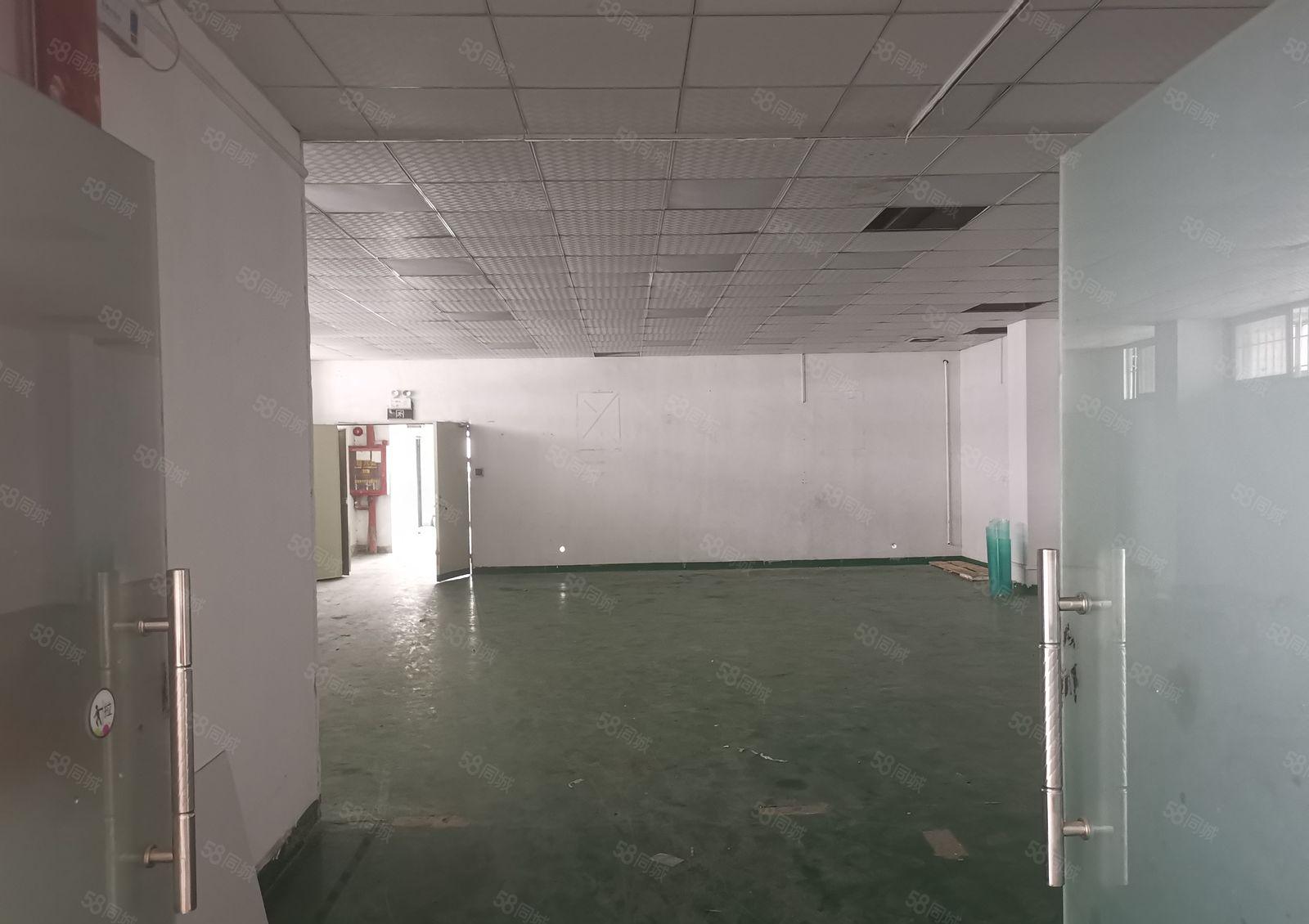 长安各种楼上精装修400平方左右厂房招租