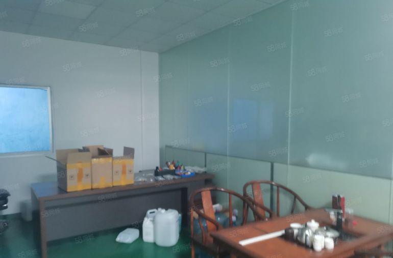 长安沙头楼上1500平方精装修厂房出租！