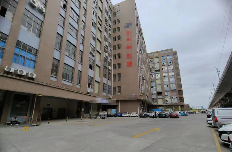 乌沙新出楼上1500平低价厂房出租，园区空地超大