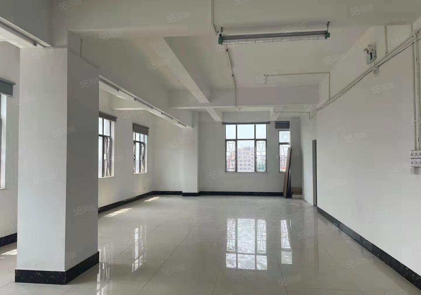 长安厦岗社区原房东独门独栋三层3000平方，合同时间长