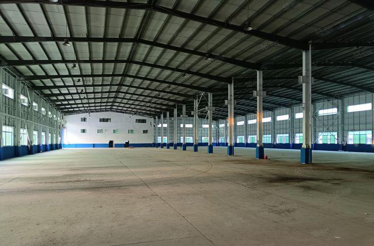 长安镇独门独院厂房出租，一楼10米高，4500平方，空地6千