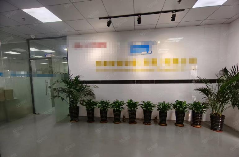 乌沙新出楼上1500平低价厂房出租，园区空地超大