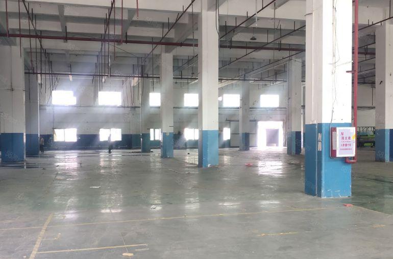 长安镇厦边靠近沿江高速一楼8800精装修水电齐全低价厂房分租