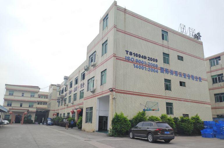 长安二楼现成装修580平厂房低价出租带消防喷淋价格便宜