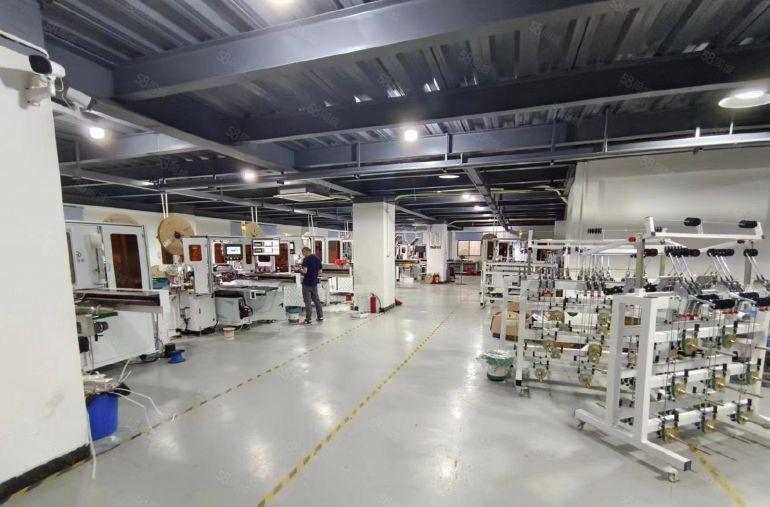 长安乌沙新出独院厂房出租，总面积4100平带精装修 可分租