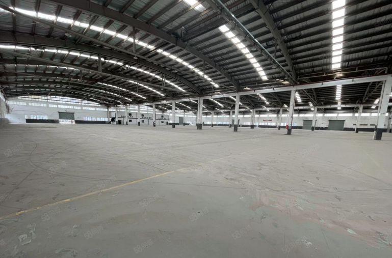 长安镇工业园区独栋钢构厂房出租1万平方，滴水9米高形象好