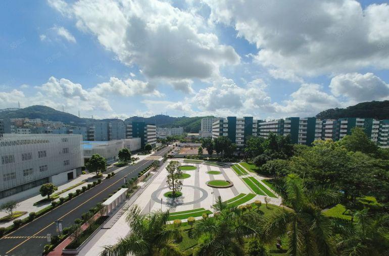 长安原房东重工业厂房出租55000平带牛腿高7.5米有卸货台