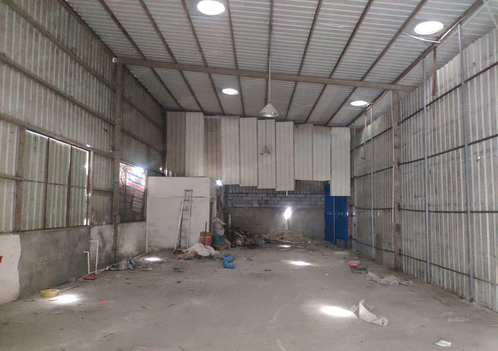 新民靠近新安大桥200米新出500钢构厂房