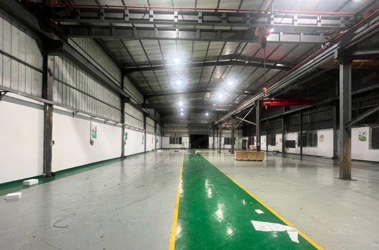 临界深圳 长安锦厦新安大桥单一层独院1000平厂房出租