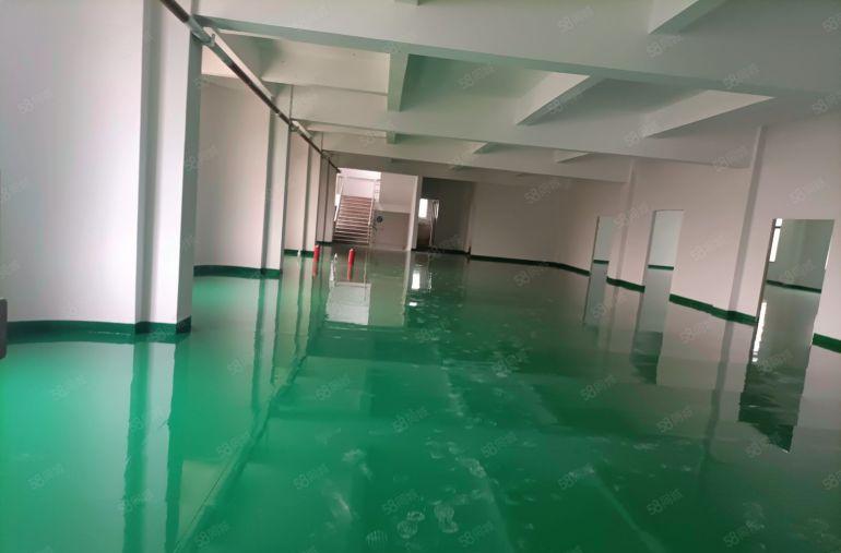 长安靠深圳独院厂房3层每层1600平，500平起分租带办公室