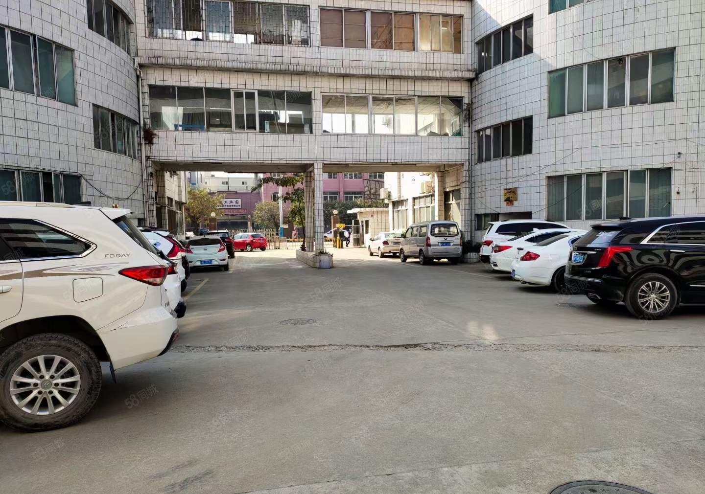 长安厦边新空一楼360平及楼上各多面积厂房出租