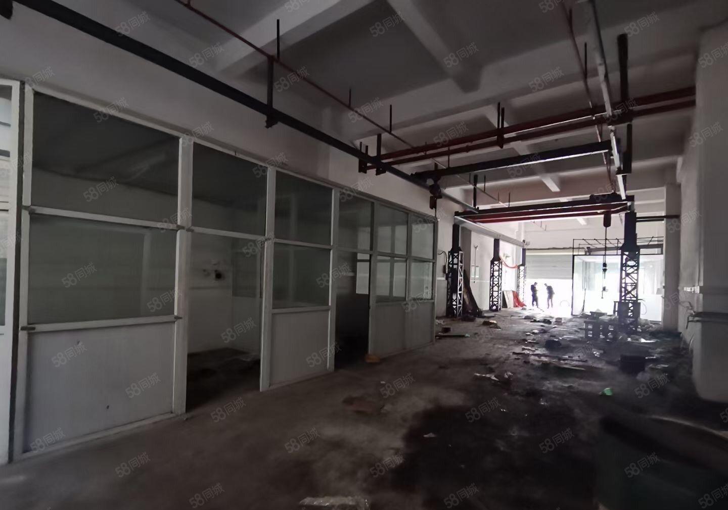 长安靠近深圳一楼带行车400平厂房出租