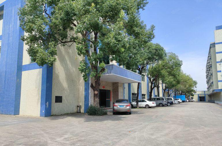 园区标准一二楼厂房出租 空地大 适合电子 模具 设备 电商