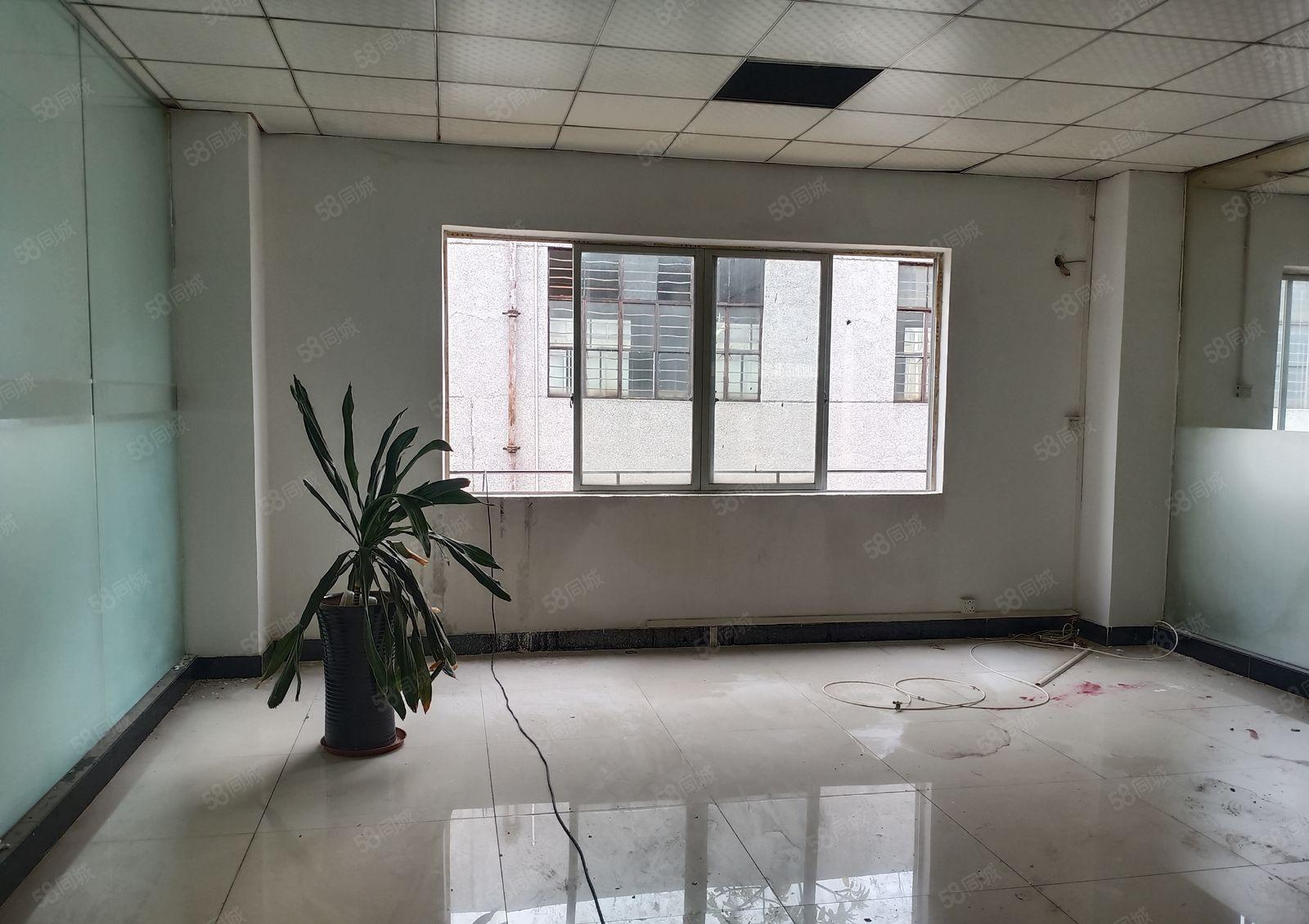 长安锦厦新出楼上500平精装修厂房出租