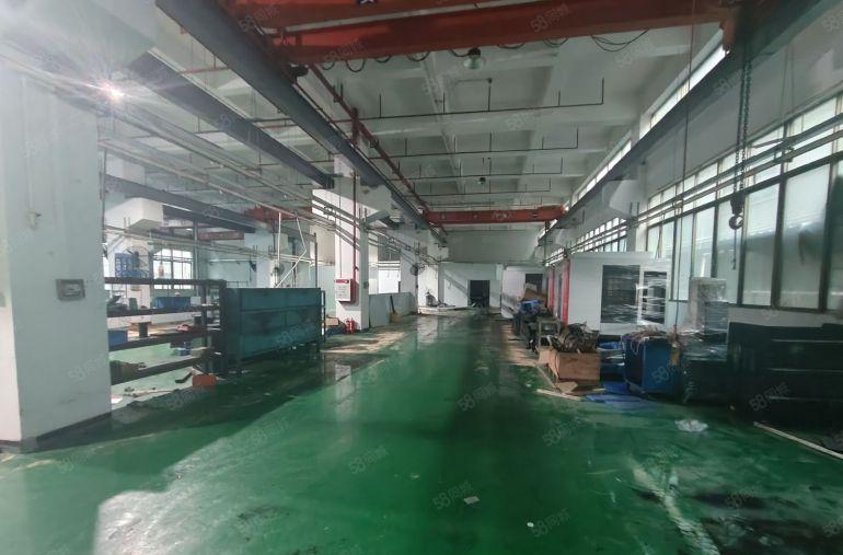 长安新出标准一楼，现成办公室，水电齐全，四部行车，可办环评