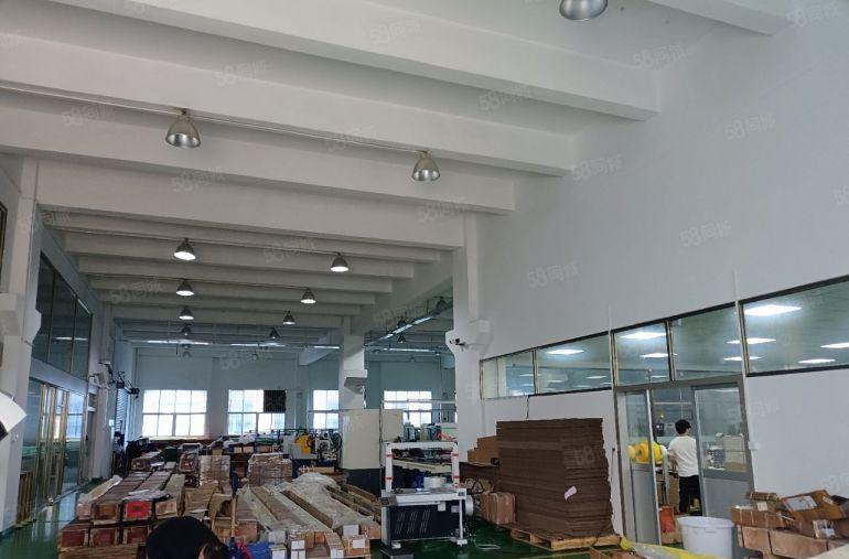 宵边一楼，高度6米，园区形象高端大气上档次