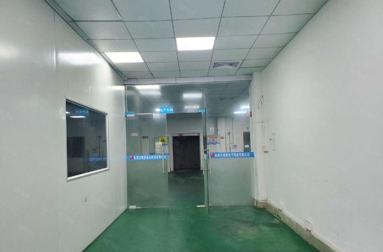 长安涌头靠深圳松岗一楼220平，400平带装修厂房仓库出租